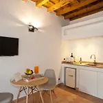 Casa Modelli 4* Roma